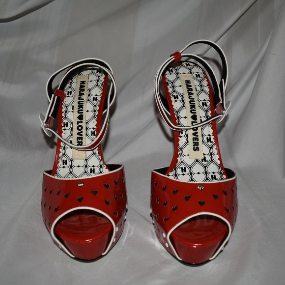 Harajuku Lovers Red Heart High Heels Size 10 - Picture 2 of 7
